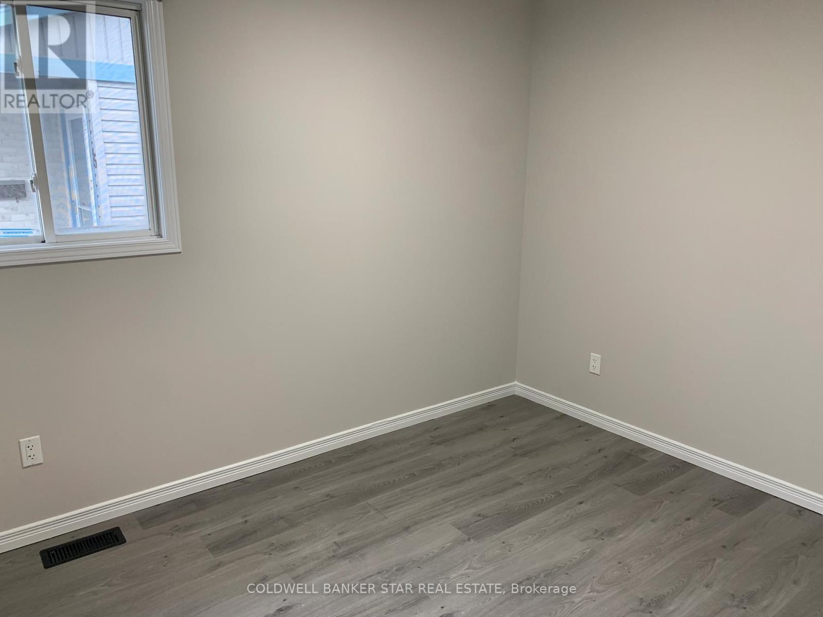 27 Steele Street, St. Thomas, Ontario  N5R 2Y2 - Photo 13 - X12898430