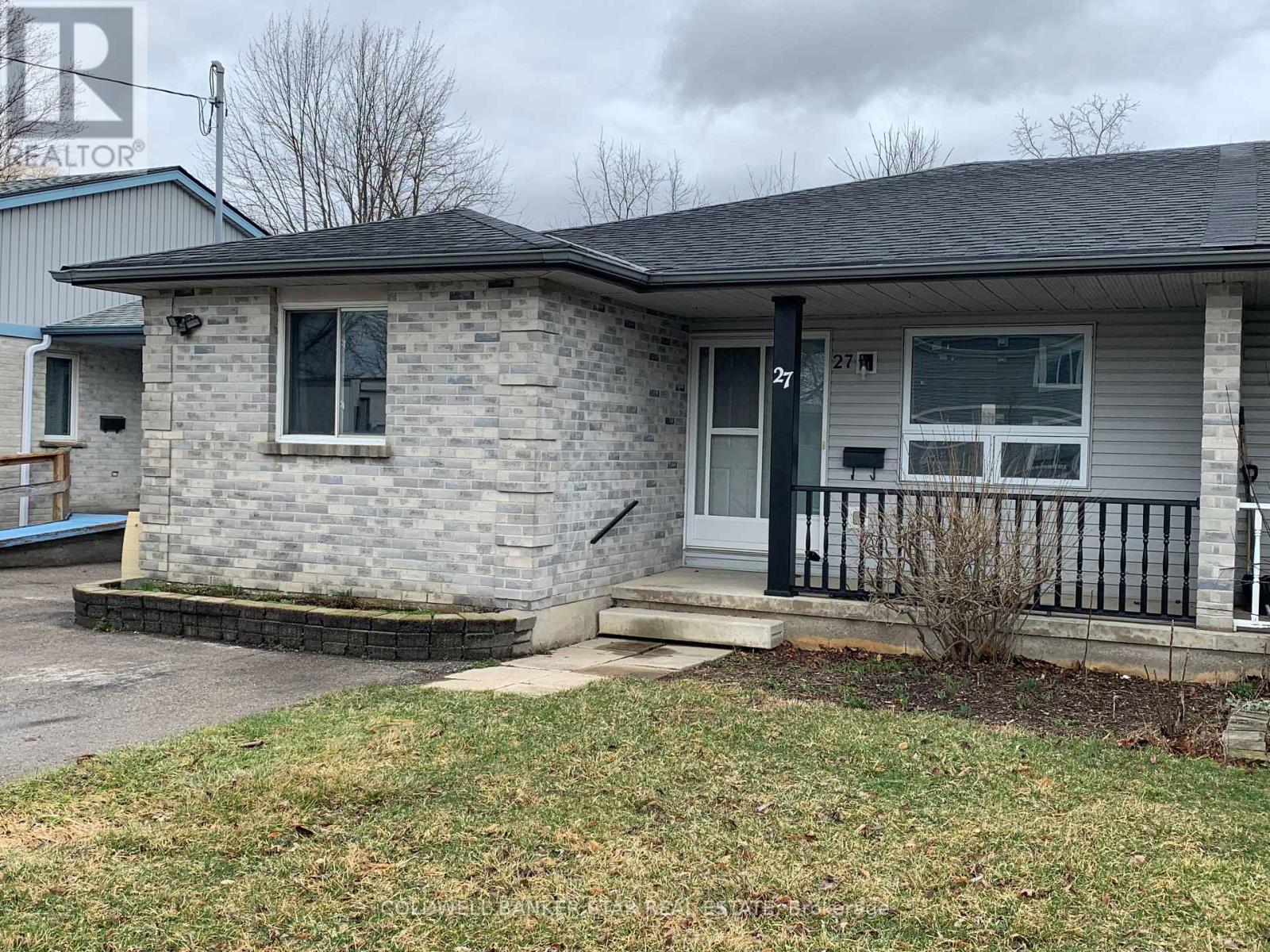 27 Steele Street, St. Thomas, Ontario  N5R 2Y2 - Photo 3 - X12898430