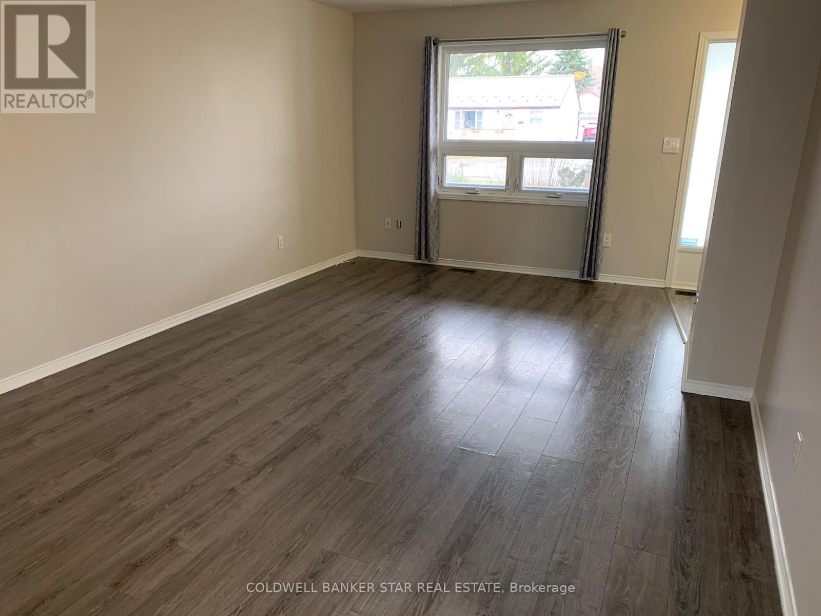 27 Steele Street, St. Thomas, Ontario  N5R 2Y2 - Photo 7 - X12898430