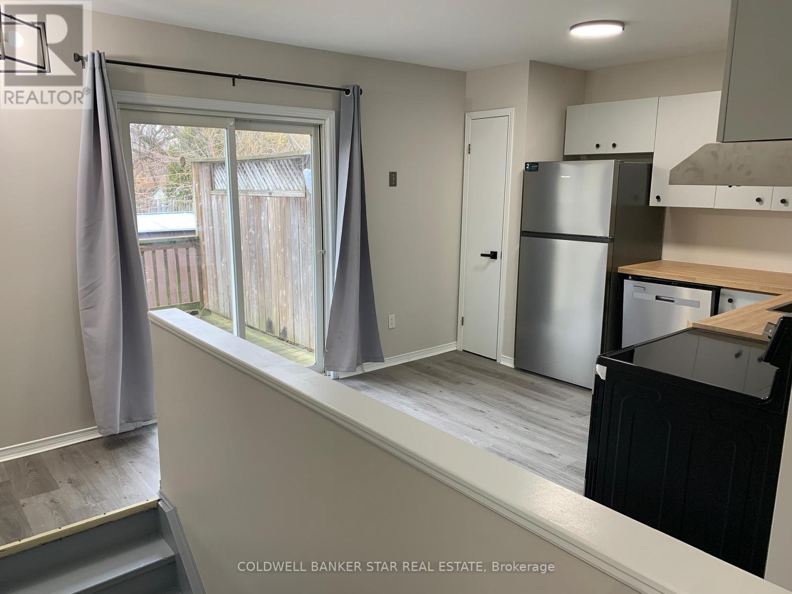 27 Steele Street, St. Thomas, Ontario  N5R 2Y2 - Photo 8 - X12898430