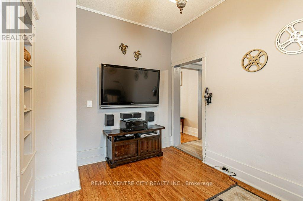 17 Church Street, Lambton Shores, Ontario  N0N 1J0 - Photo 14 - X12898480