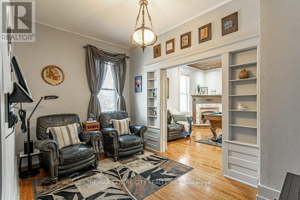 17 Church Street, Lambton Shores, Ontario  N0N 1J0 - Photo 15 - X12898480