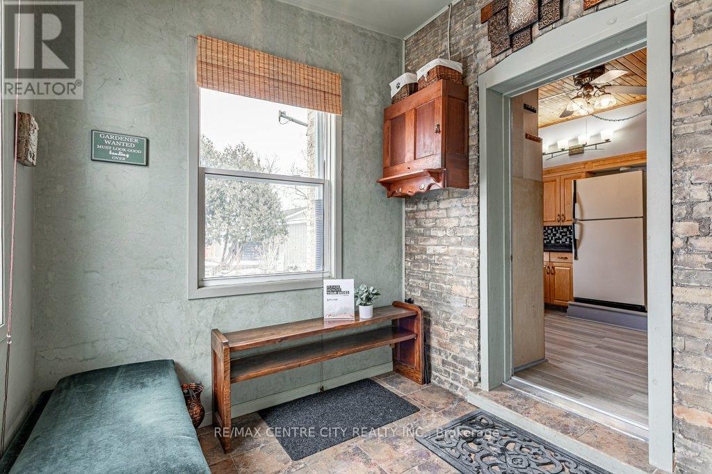 17 Church Street, Lambton Shores, Ontario  N0N 1J0 - Photo 21 - X12898480