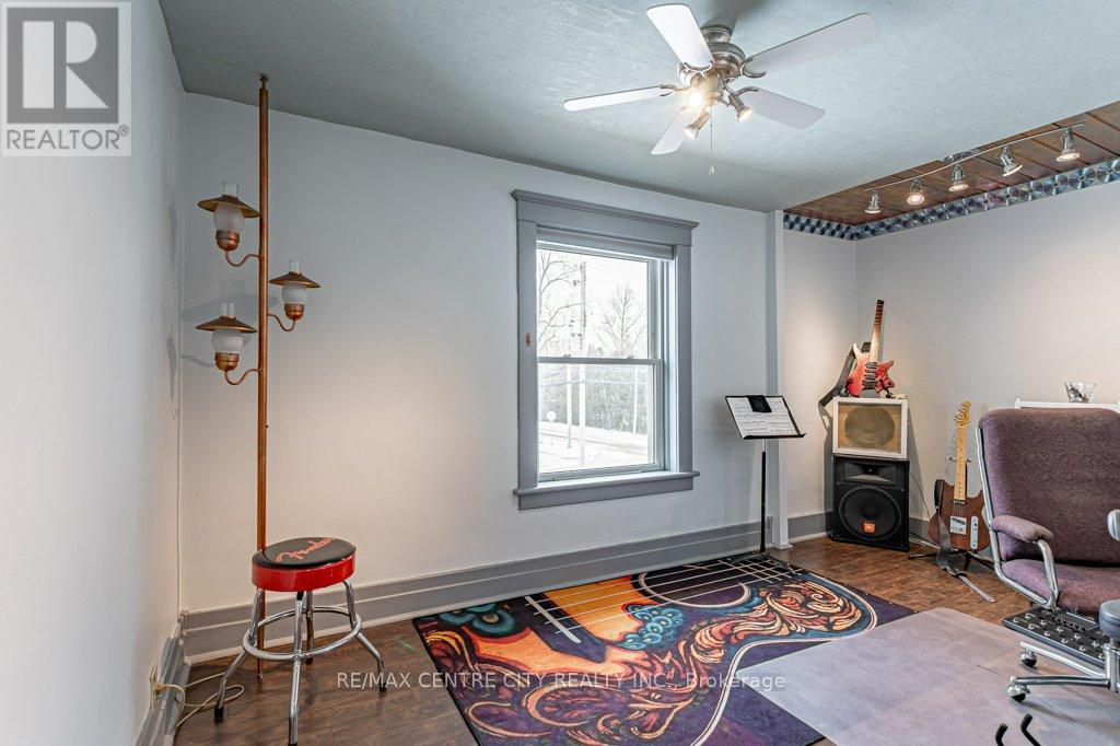 17 Church Street, Lambton Shores, Ontario  N0N 1J0 - Photo 22 - X12898480