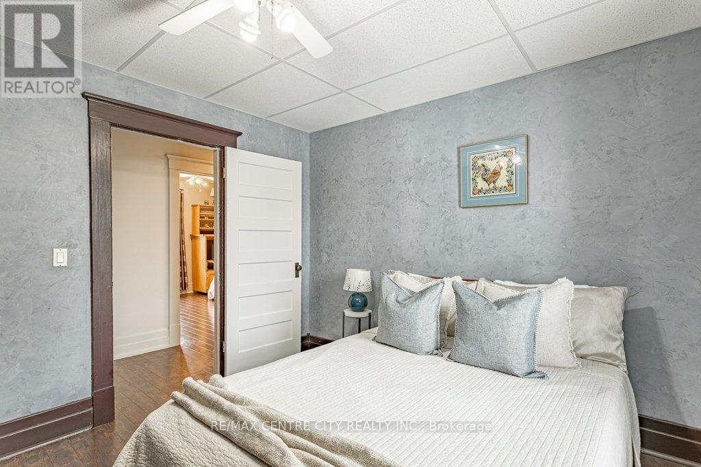 17 Church Street, Lambton Shores, Ontario  N0N 1J0 - Photo 28 - X12898480