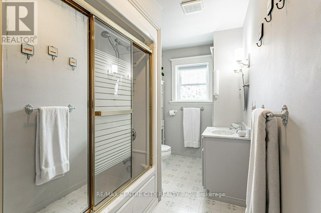 17 Church Street, Lambton Shores, Ontario  N0N 1J0 - Photo 30 - X12898480