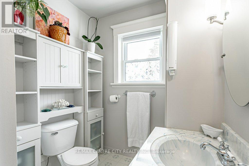 17 Church Street, Lambton Shores, Ontario  N0N 1J0 - Photo 31 - X12898480