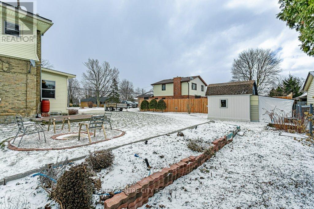 17 Church Street, Lambton Shores, Ontario  N0N 1J0 - Photo 33 - X12898480