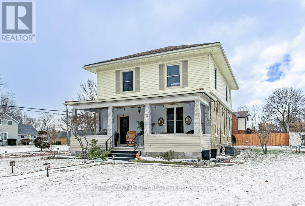 17 Church Street, Lambton Shores, Ontario  N0N 1J0 - Photo 4 - X12898480
