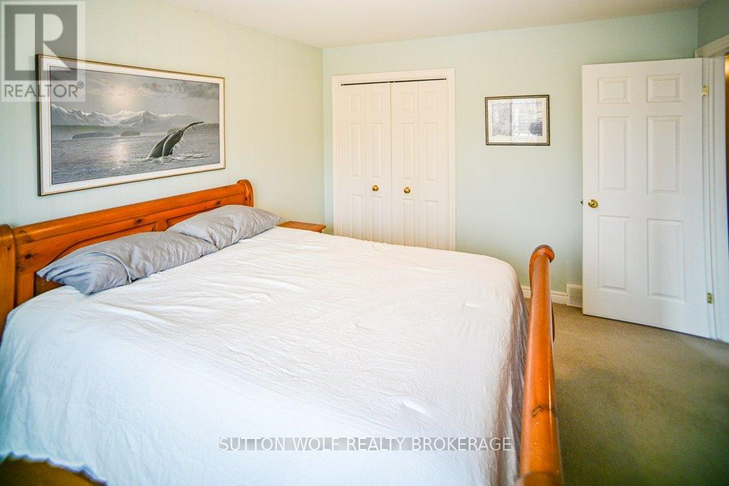 80 Ridge Street, Strathroy-Caradoc, Ontario  N7G 4K1 - Photo 10 - X12898536