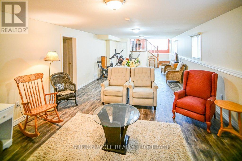 80 Ridge Street, Strathroy-Caradoc, Ontario  N7G 4K1 - Photo 17 - X12898536