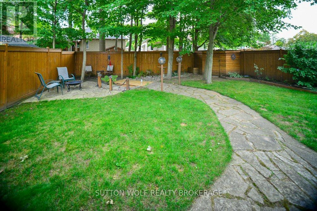 80 Ridge Street, Strathroy-Caradoc, Ontario  N7G 4K1 - Photo 26 - X12898536