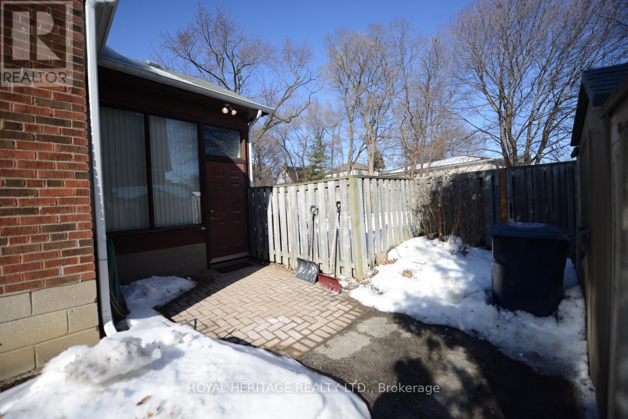 17 Kingswell Crescent, Toronto, Ontario  M1L 3E2 - Photo 21 - E12898464