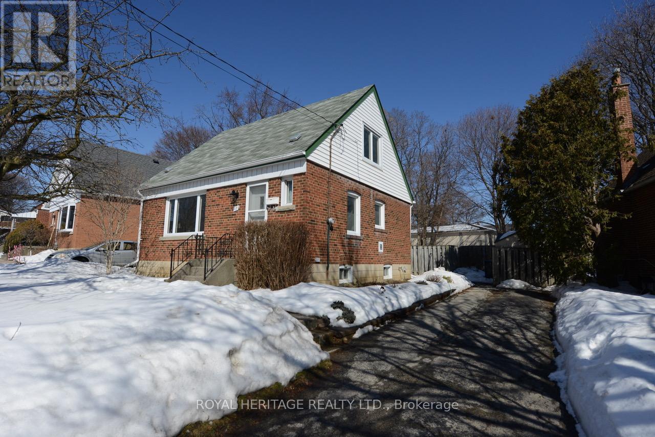 17 Kingswell Crescent, Toronto, Ontario  M1L 3E2 - Photo 8 - E12898464