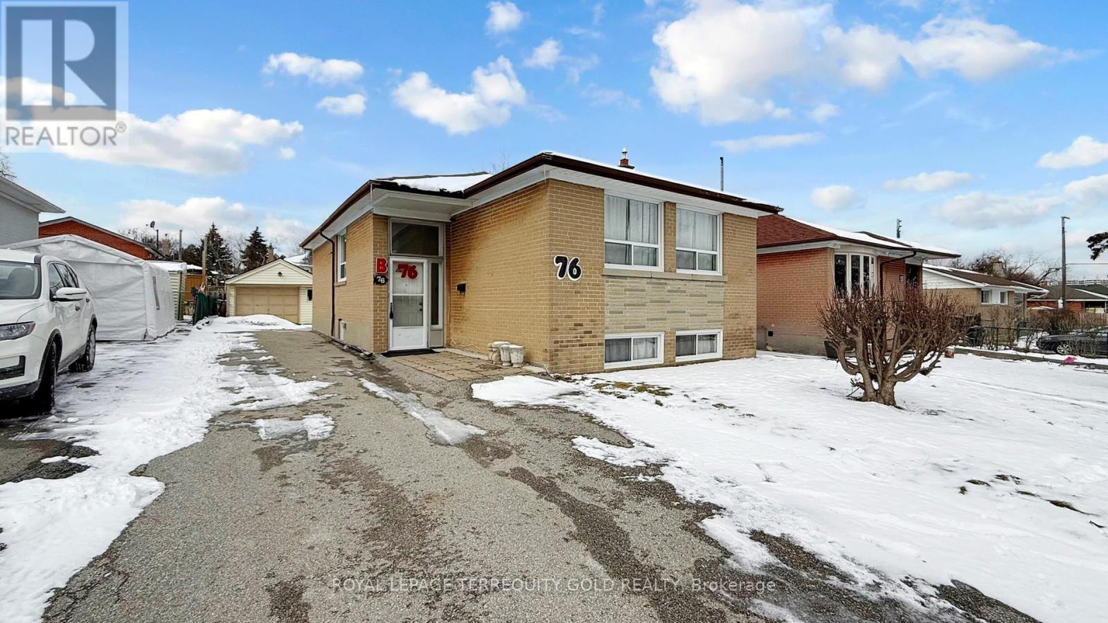 76 Fitzgibbon Avenue, Toronto, Ontario  M1K 4A2 - Photo 6 - E12898486