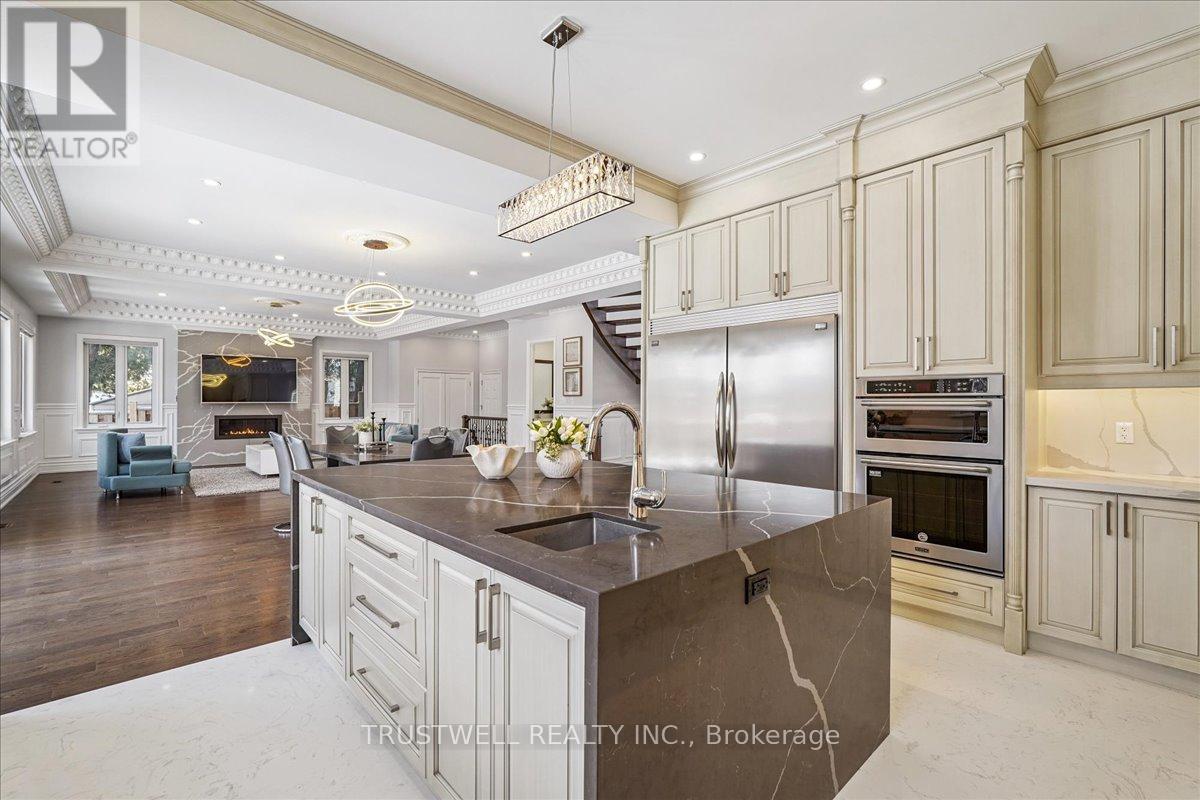 98 Castle Hill Drive, Toronto, Ontario  M1T 2Y7 - Photo 14 - E12898500