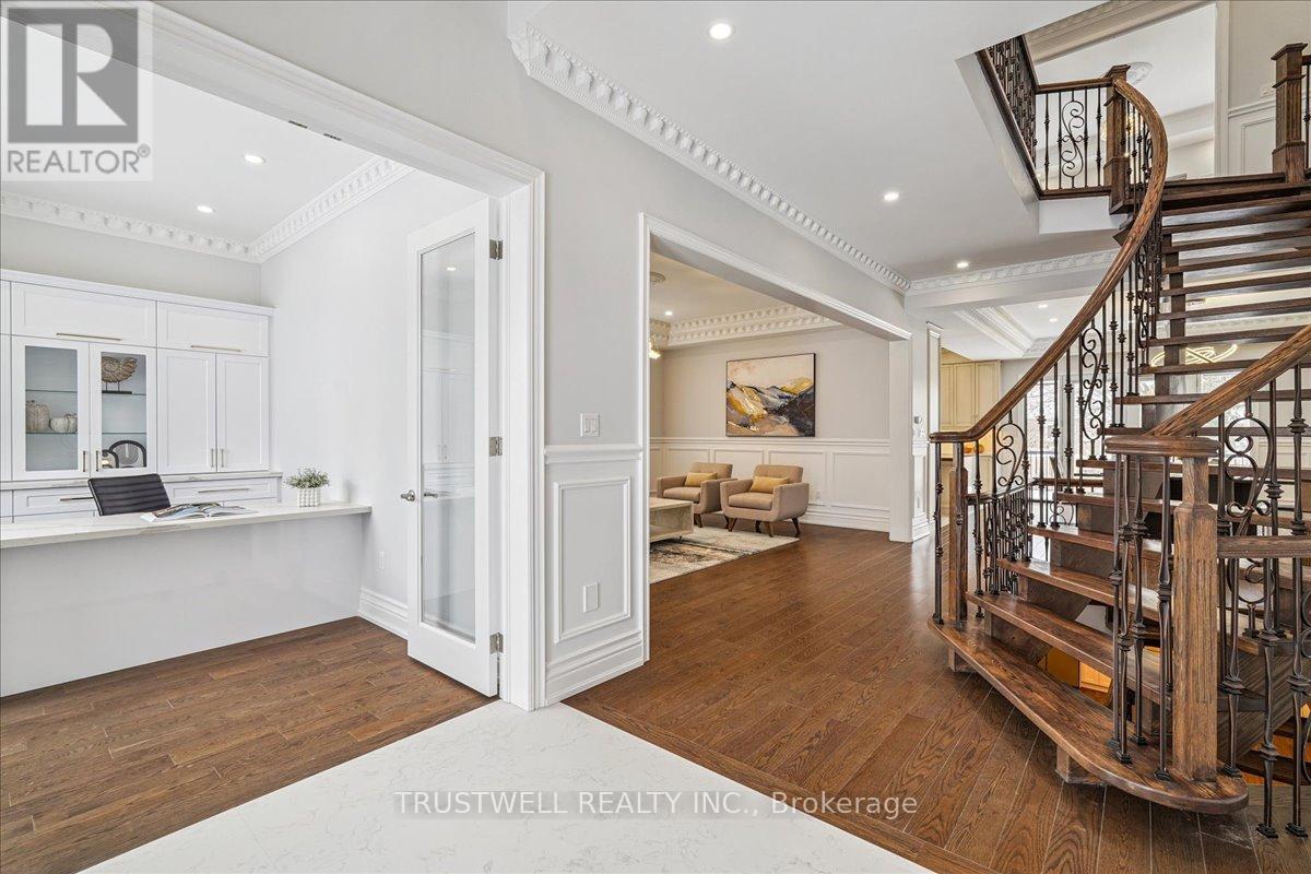 98 Castle Hill Drive, Toronto, Ontario  M1T 2Y7 - Photo 4 - E12898500