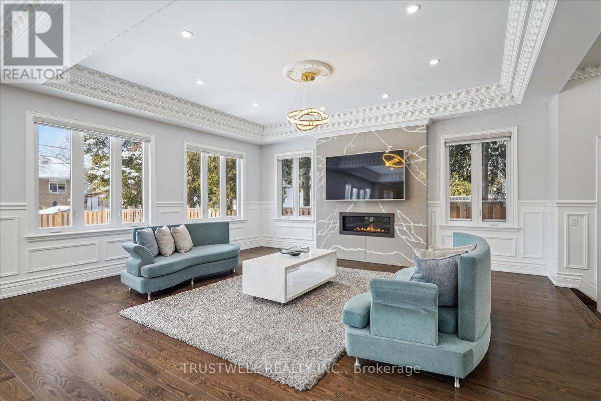 98 Castle Hill Drive, Toronto, Ontario  M1T 2Y7 - Photo 8 - E12898500