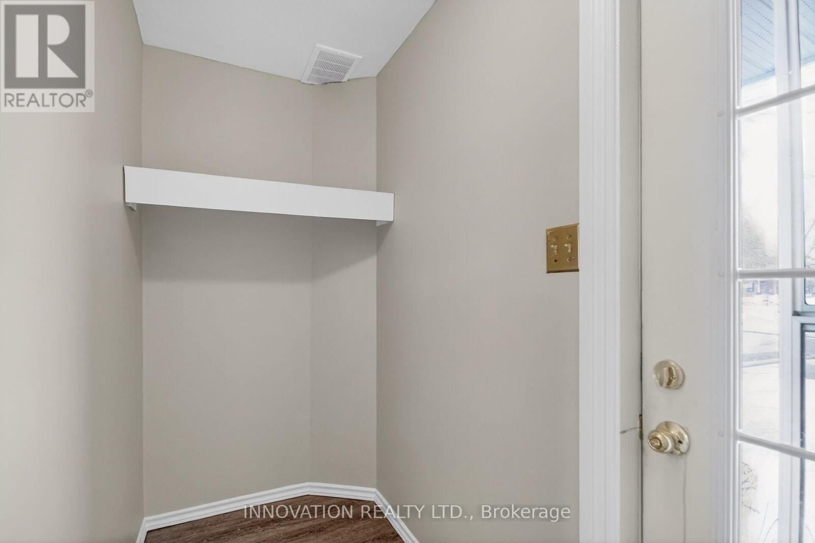 5-2336 Orient Park Drive E, Ottawa, Ontario  K1B 4N5 - Photo 5 - X12898508