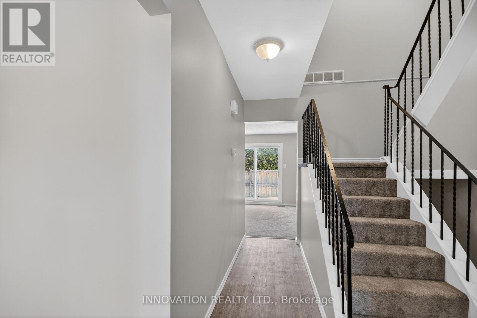 5-2336 Orient Park Drive E, Ottawa, Ontario  K1B 4N5 - Photo 6 - X12898508