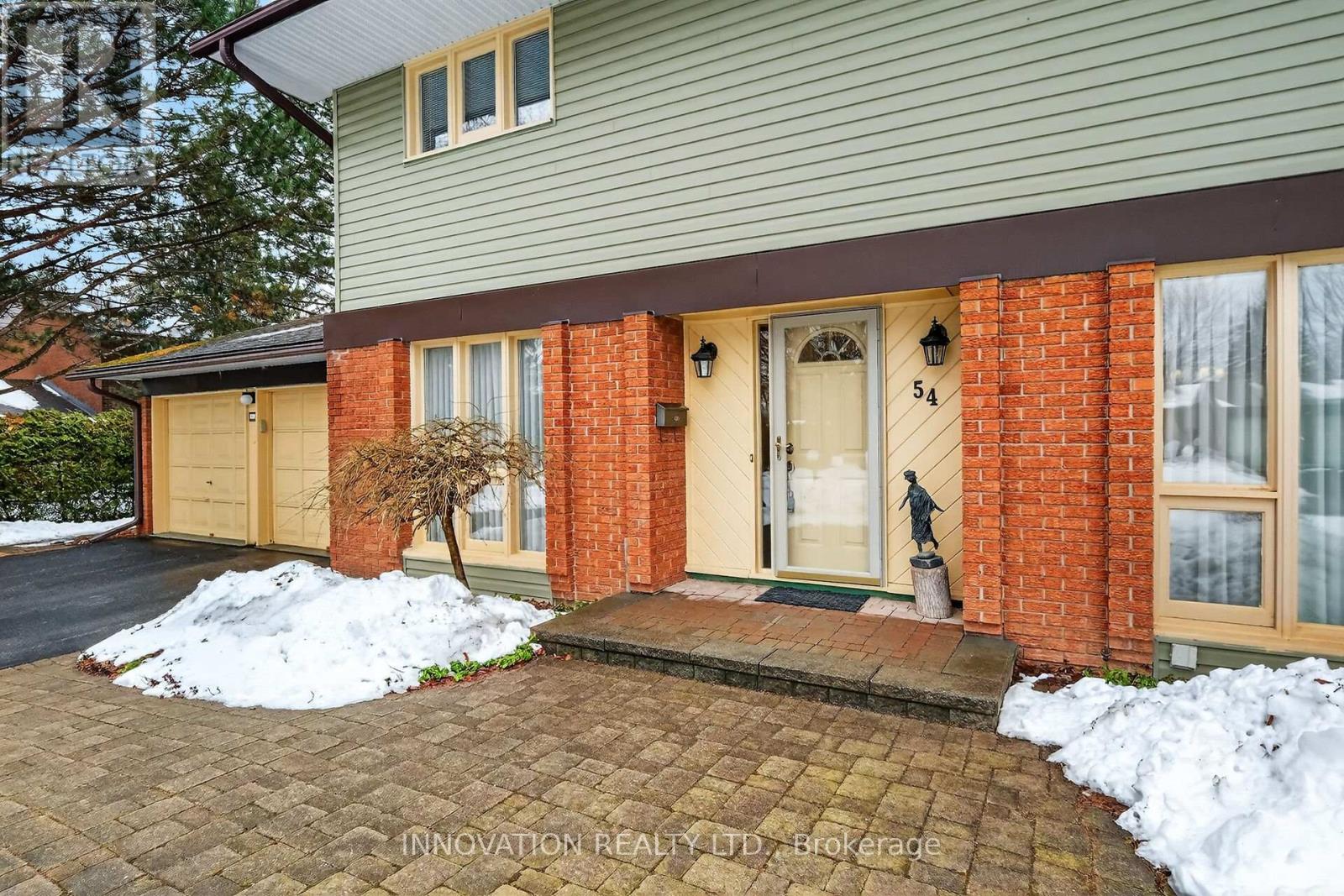 54 Selwyn Place W, Ottawa, Ontario  K2K 1P2 - Photo 2 - X12898516