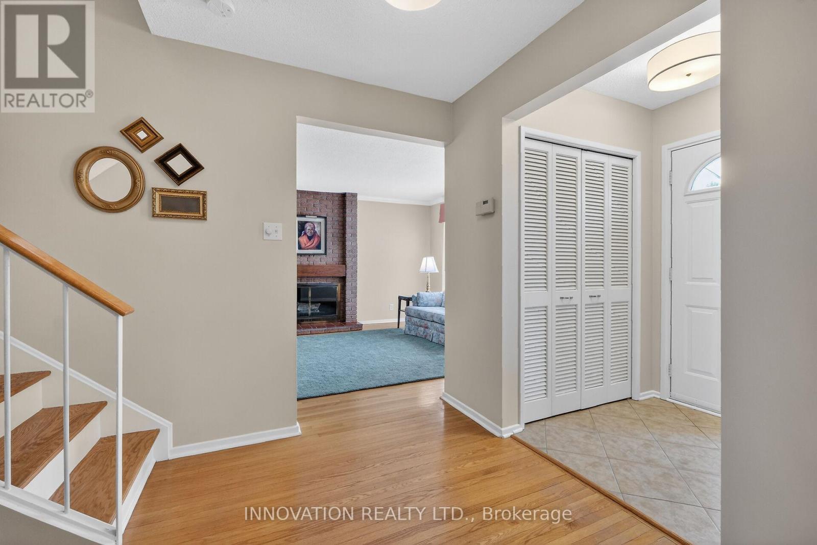 54 Selwyn Place W, Ottawa, Ontario  K2K 1P2 - Photo 5 - X12898516