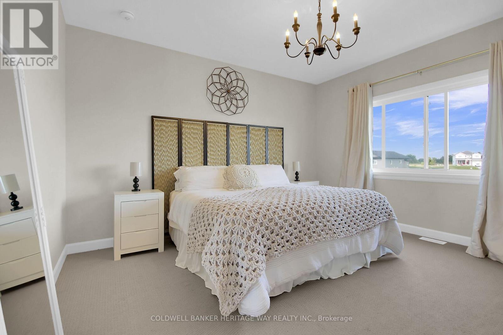 218 Owen Lucas Street, Mcnab/braeside, Ontario  K7S 3G8 - Photo 20 - X12898552