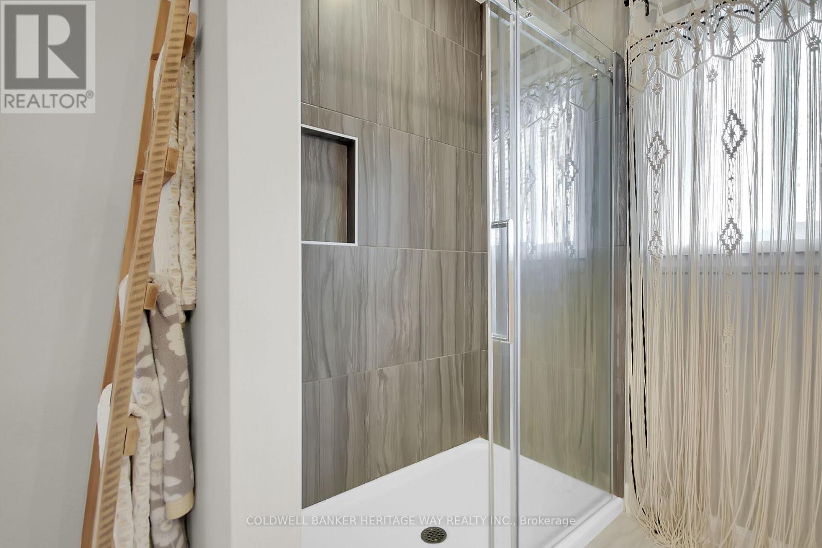 218 Owen Lucas Street, Mcnab/braeside, Ontario  K7S 3G8 - Photo 23 - X12898552