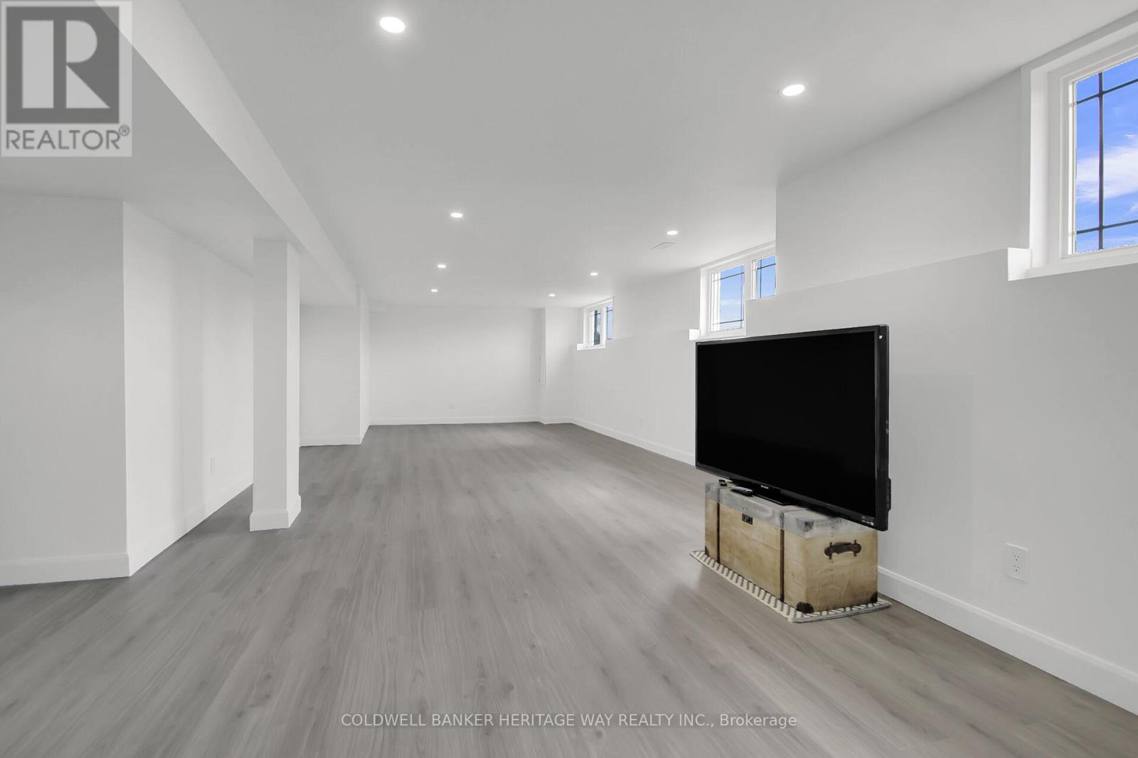 218 Owen Lucas Street, Mcnab/braeside, Ontario  K7S 3G8 - Photo 35 - X12898552