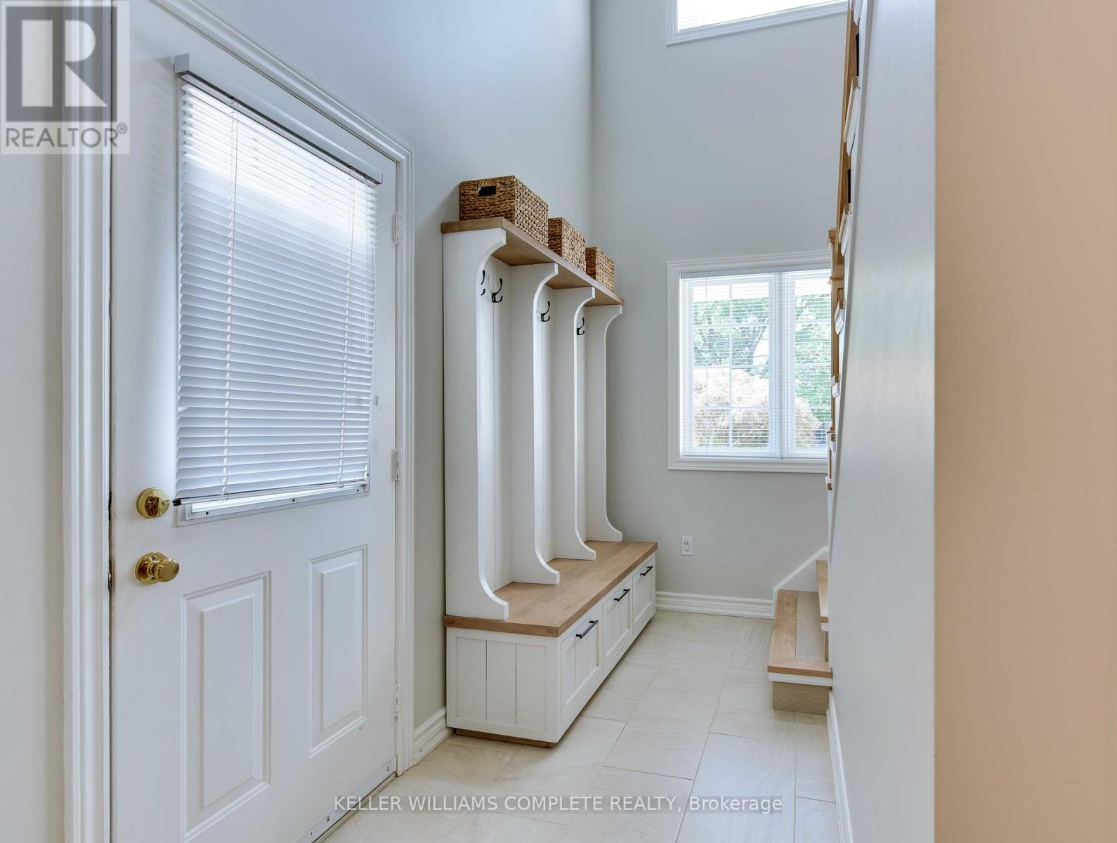 5 Saddler Street, Pelham, Ontario  L3E 0N8 - Photo 5 - X12898438