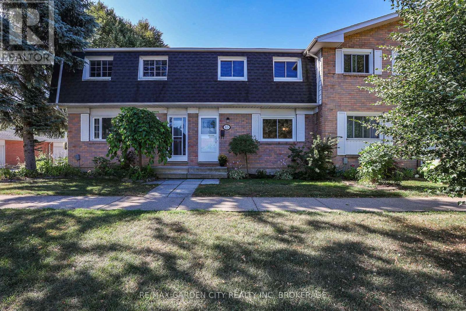 85 - 185 Denistoun Street, Welland, Ontario  L3C 6J6 - Photo 1 - X12898460