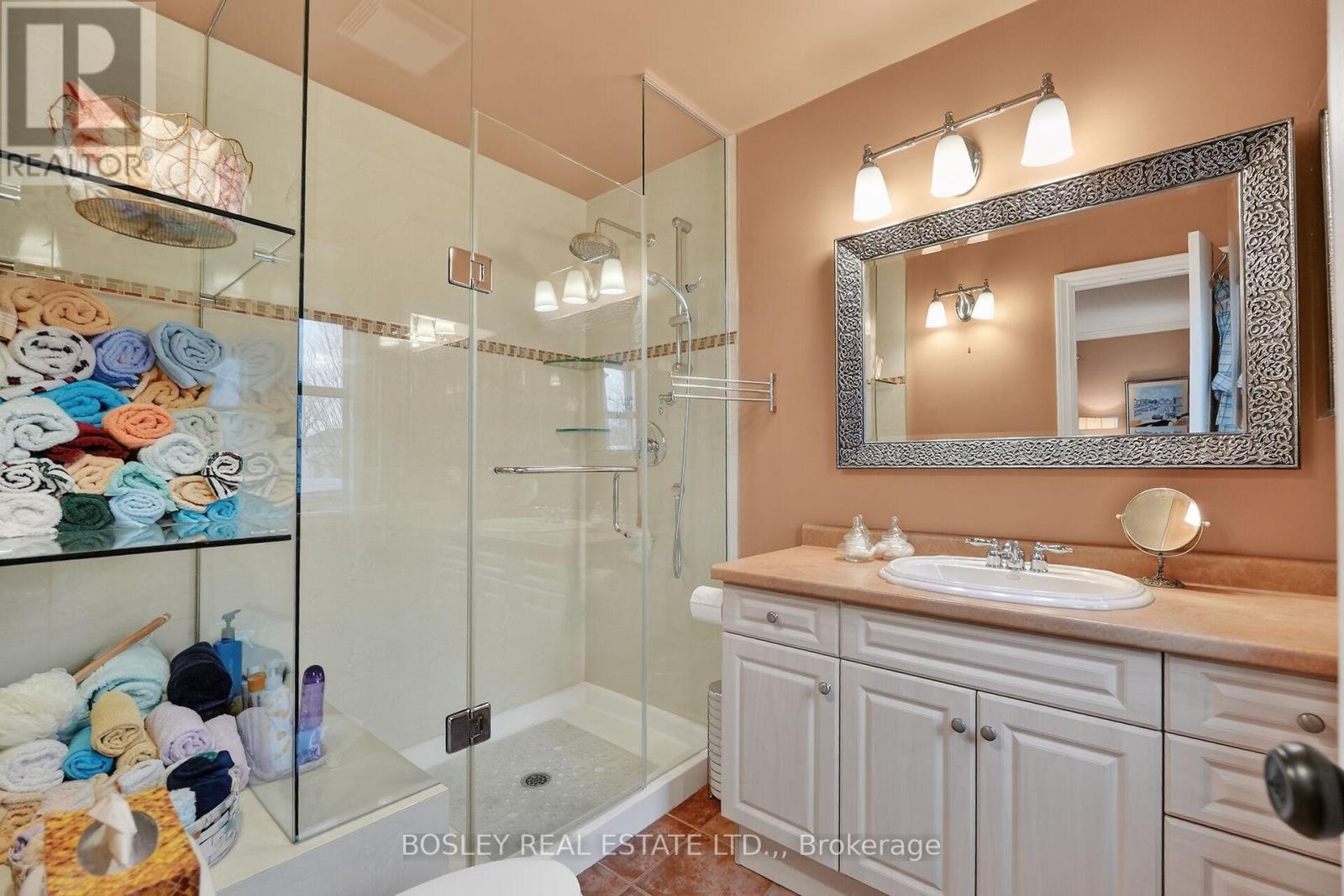 15 Hope Avenue, Niagara-On-The-Lake, Ontario  L0S 1T0 - Photo 11 - X12898476