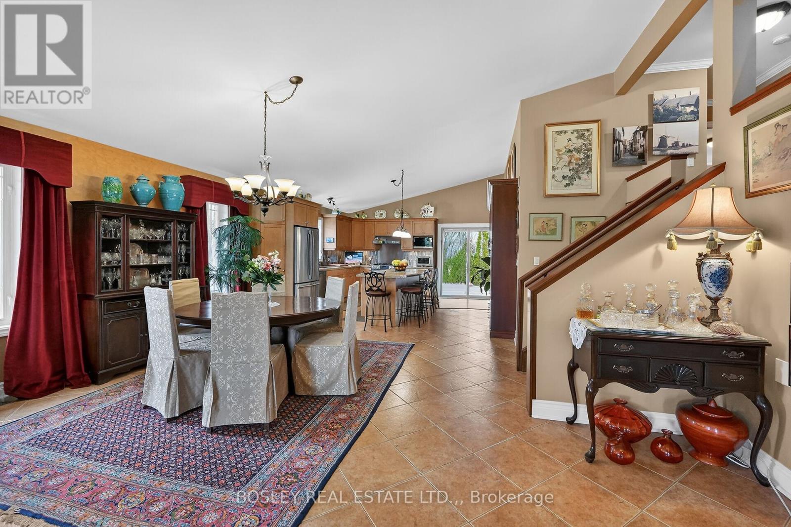 15 Hope Avenue, Niagara-On-The-Lake, Ontario  L0S 1T0 - Photo 6 - X12898476