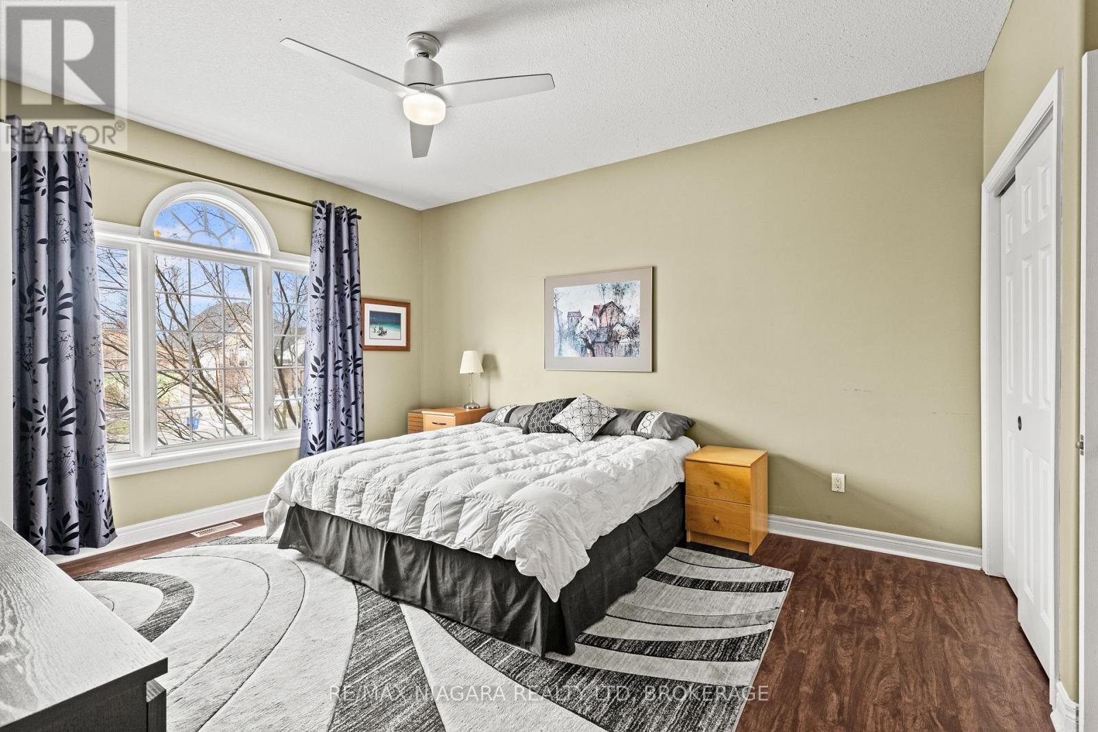 7852 Charnwood Avenue, Niagara Falls (Dorchester), Ontario  L2H 3E2 - Photo 11 - X12898526