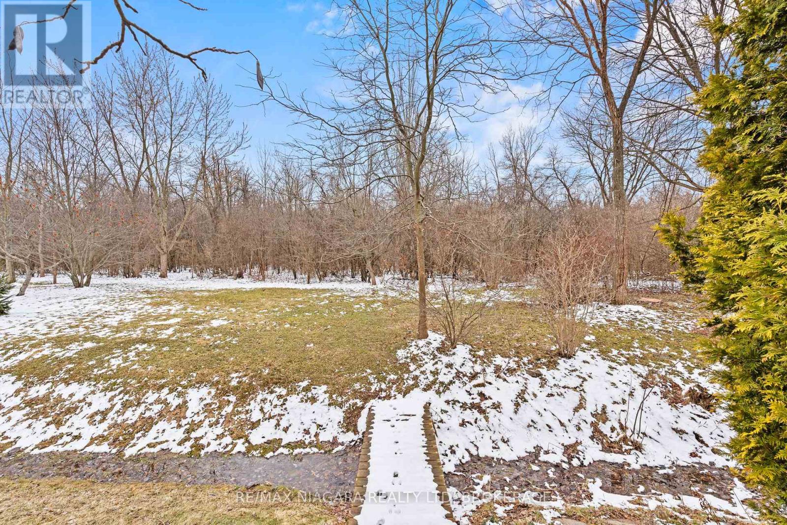 7852 Charnwood Avenue, Niagara Falls (Dorchester), Ontario  L2H 3E2 - Photo 24 - X12898526