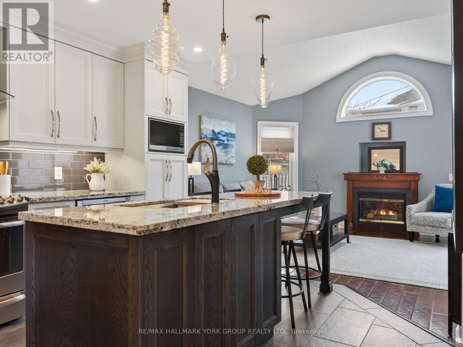 18 Rush Road, Aurora, Ontario  L4G 7G3 - Photo 18 - N12898444