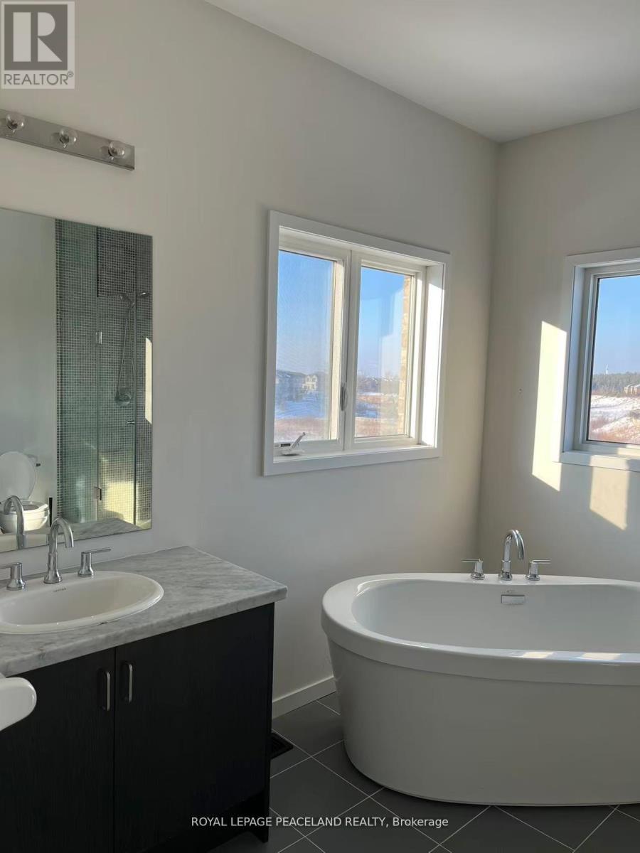 280 Elyse Court, Aurora, Ontario  L4G 2C9 - Photo 14 - N12898554