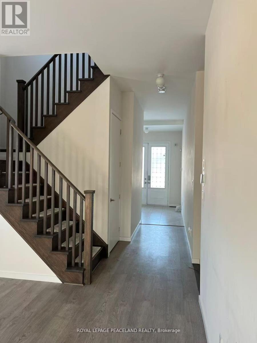 280 Elyse Court, Aurora, Ontario  L4G 2C9 - Photo 3 - N12898554