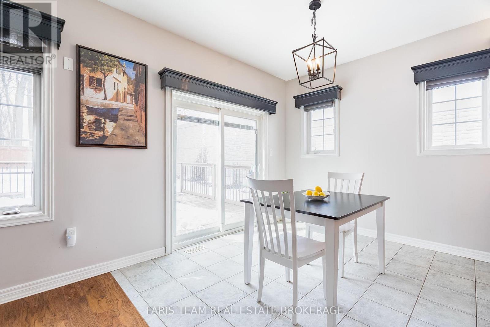 2 Thrushwood Drive, Barrie, Ontario  L4N 0Z1 - Photo 14 - S12898498