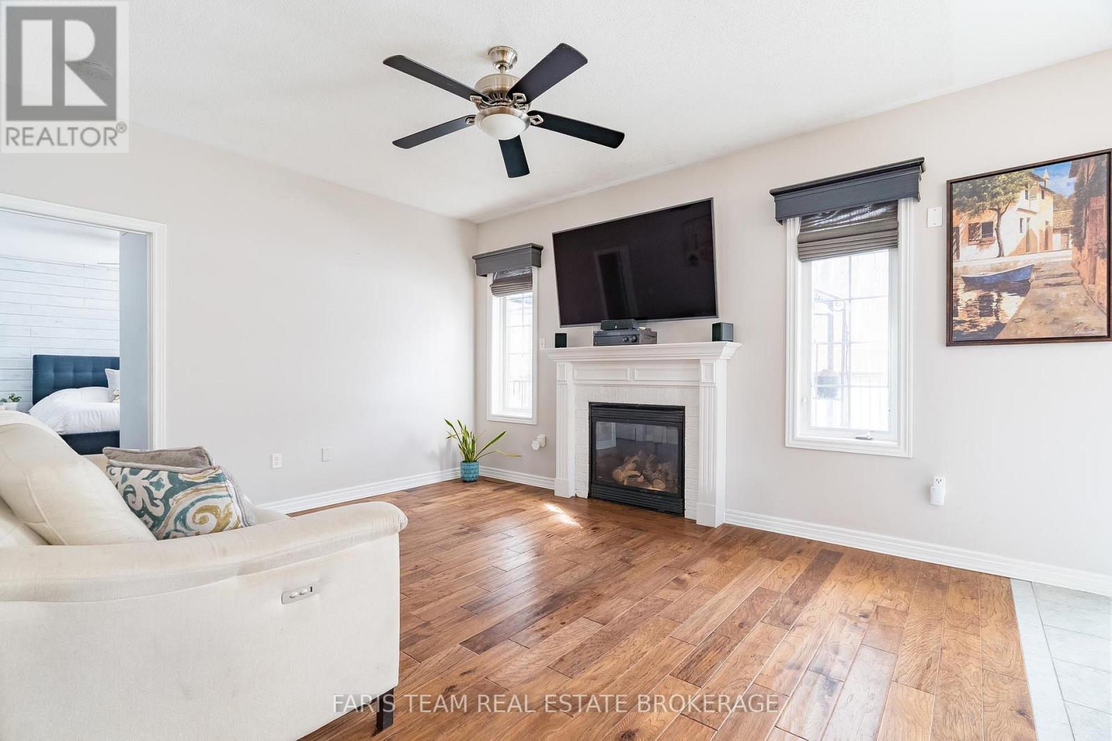 2 Thrushwood Drive, Barrie, Ontario  L4N 0Z1 - Photo 22 - S12898498