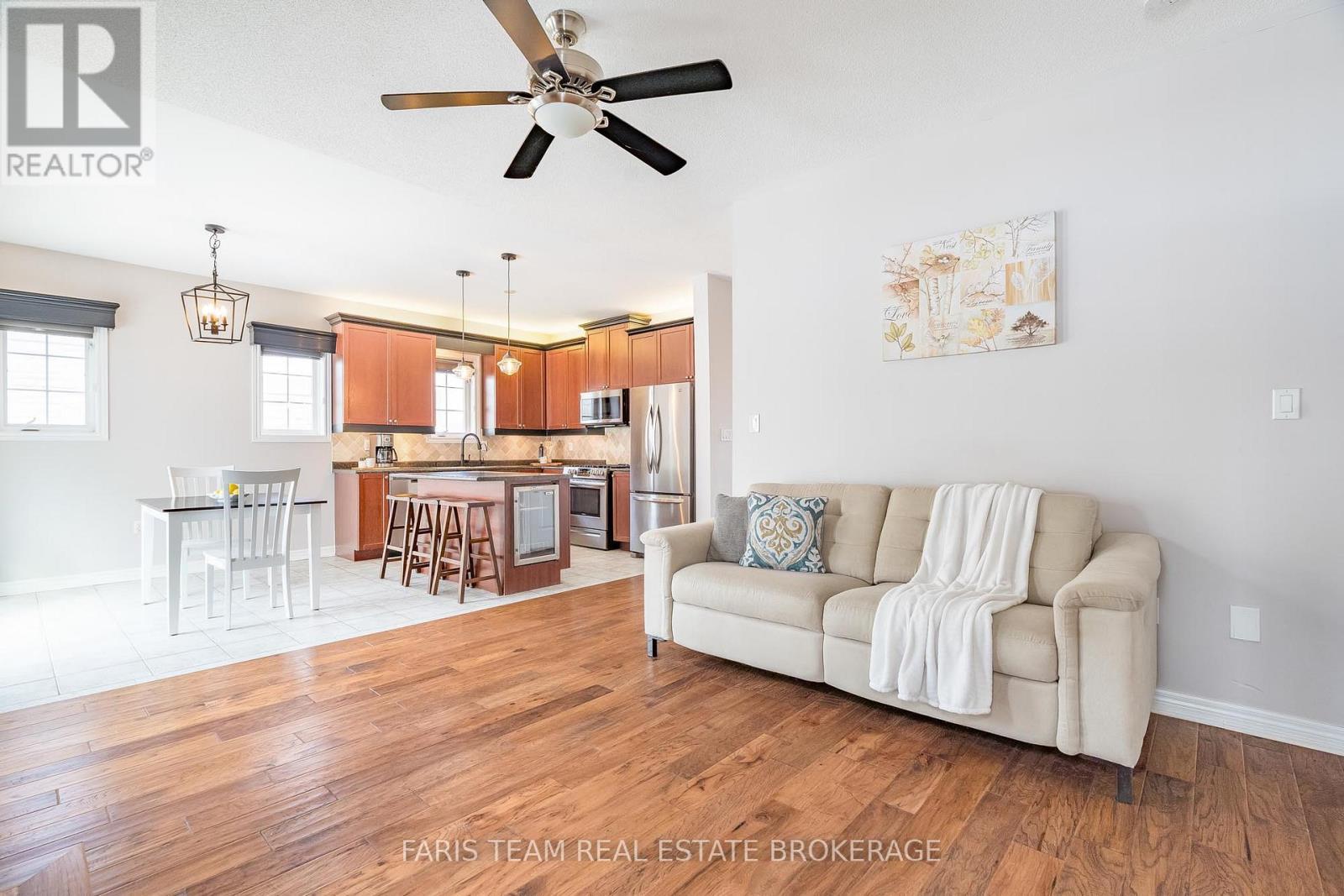 2 Thrushwood Drive, Barrie, Ontario  L4N 0Z1 - Photo 24 - S12898498