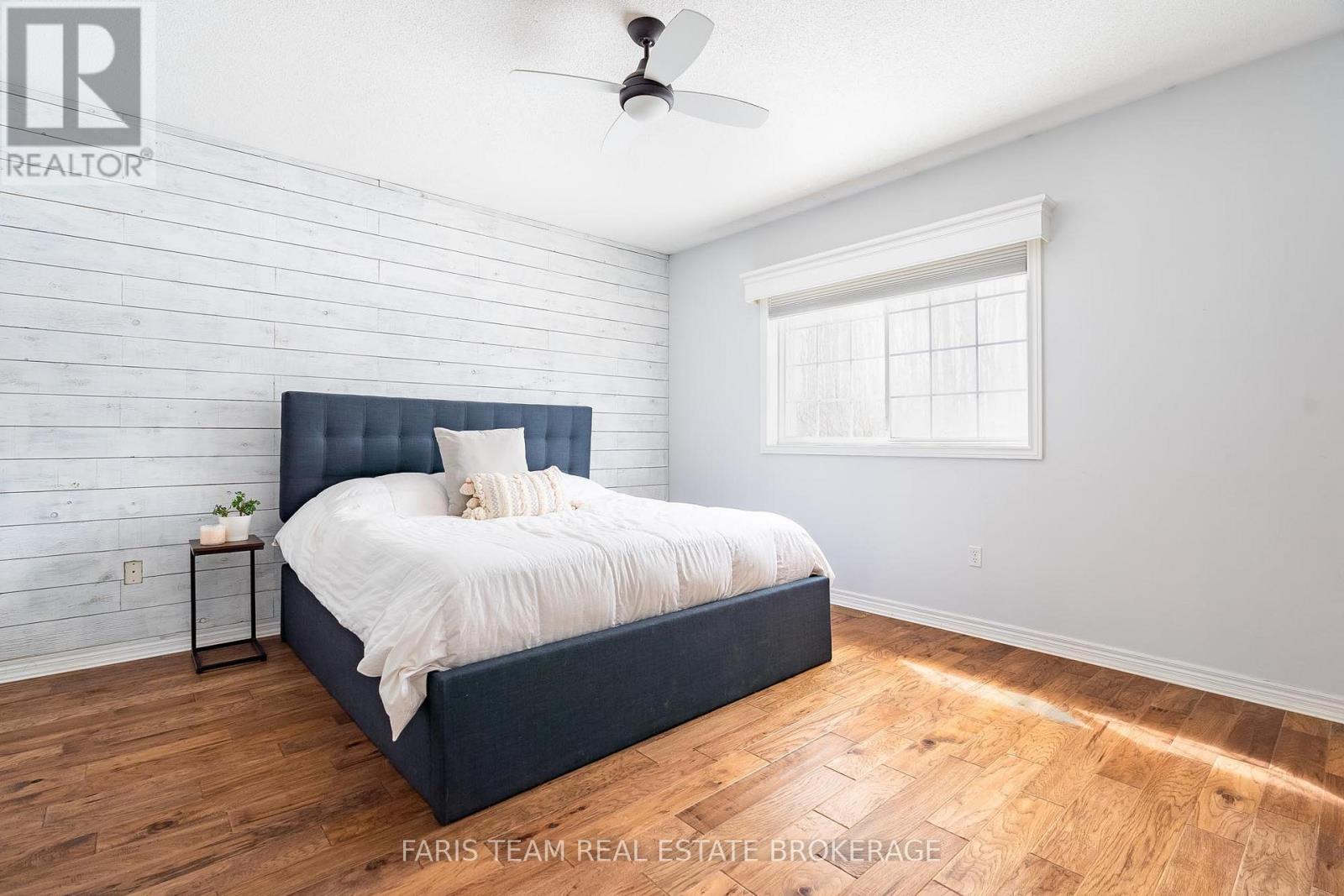 2 Thrushwood Drive, Barrie, Ontario  L4N 0Z1 - Photo 25 - S12898498