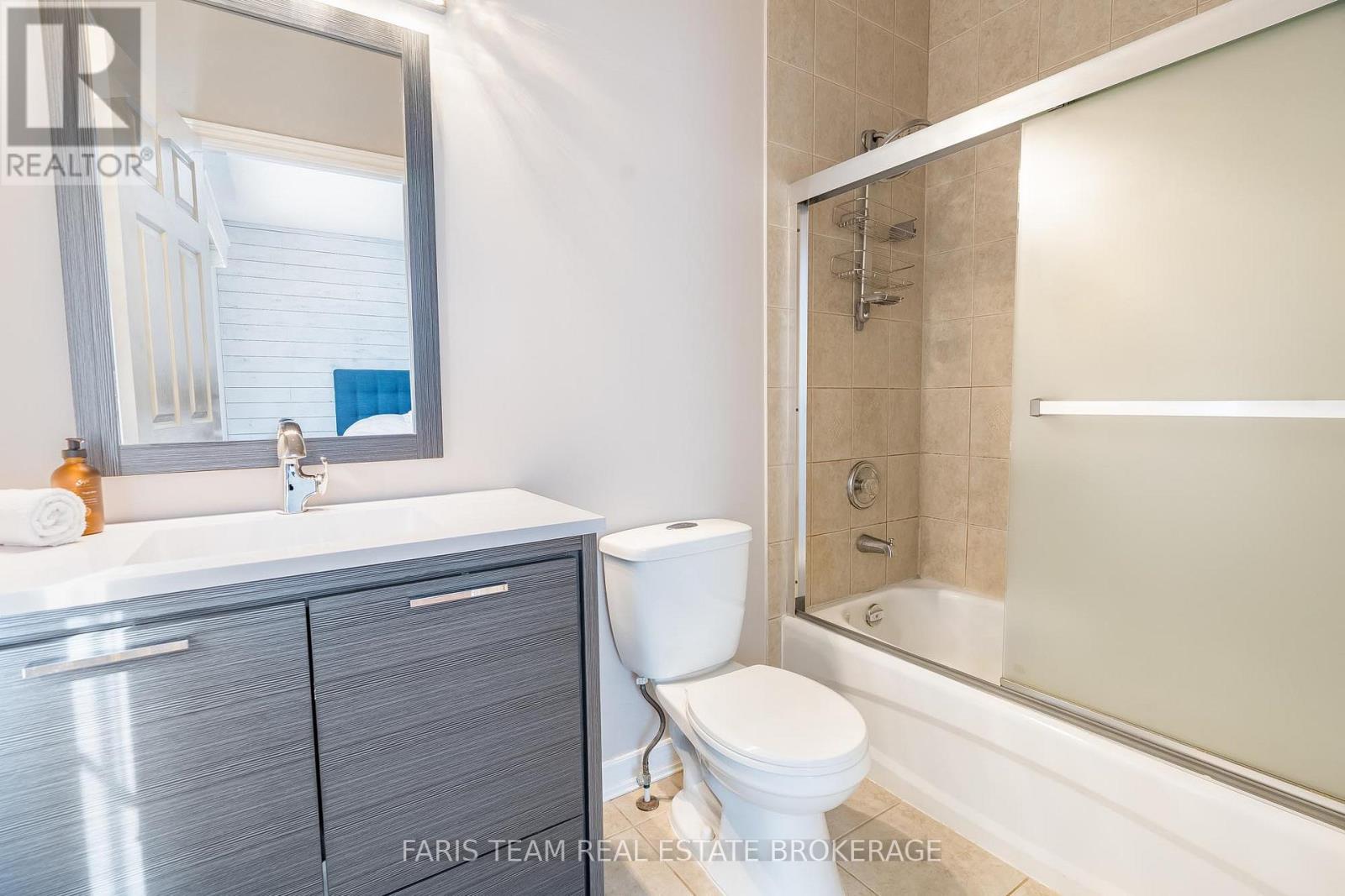 2 Thrushwood Drive, Barrie, Ontario  L4N 0Z1 - Photo 27 - S12898498