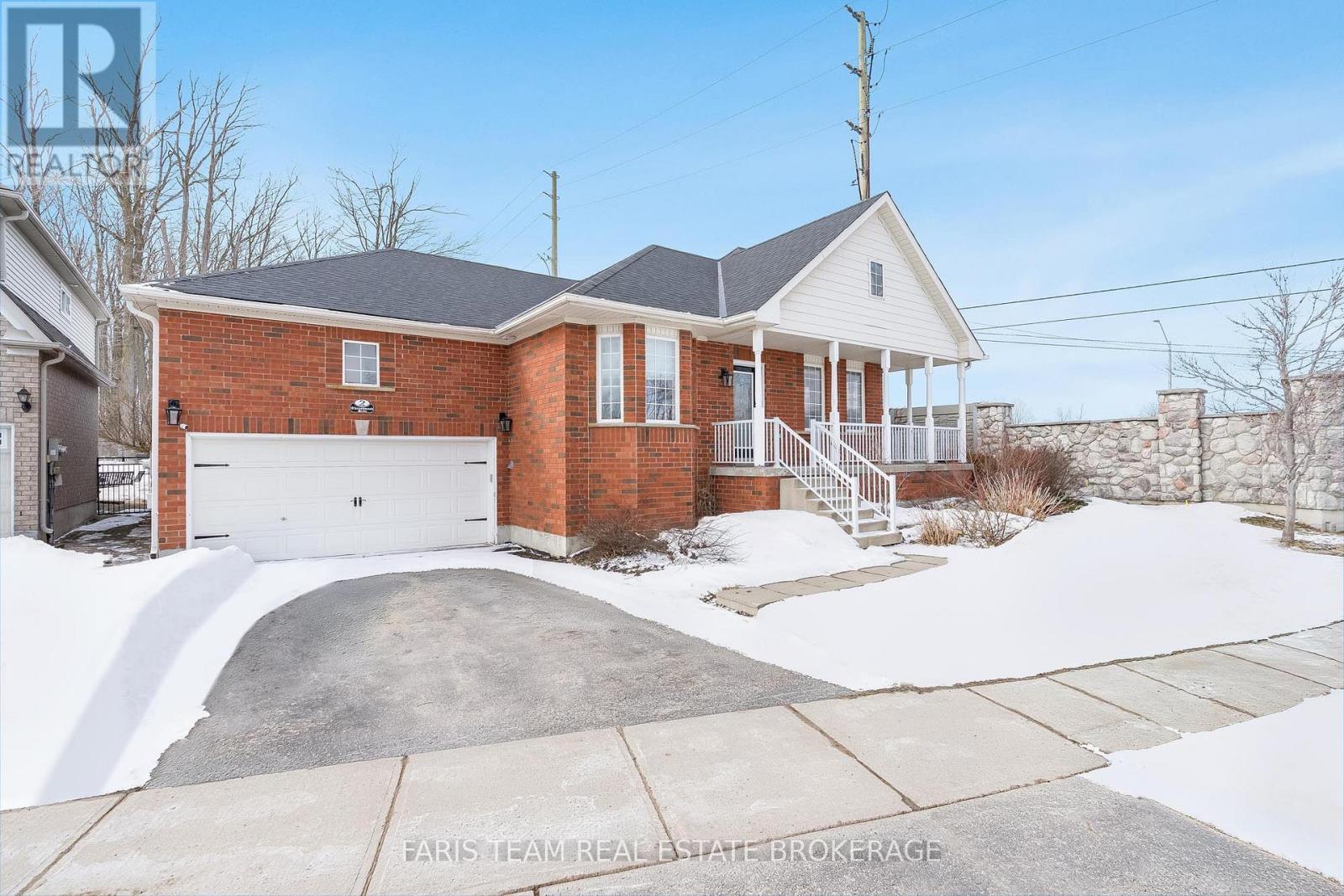 2 Thrushwood Drive, Barrie, Ontario  L4N 0Z1 - Photo 3 - S12898498