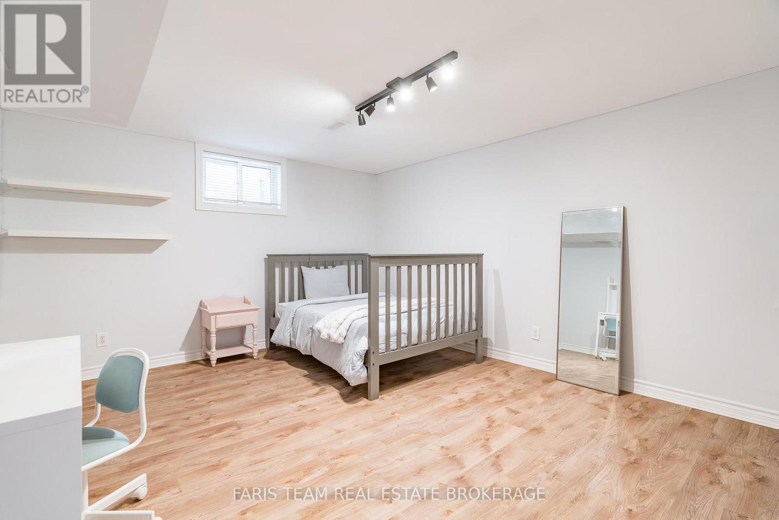 2 Thrushwood Drive, Barrie, Ontario  L4N 0Z1 - Photo 34 - S12898498