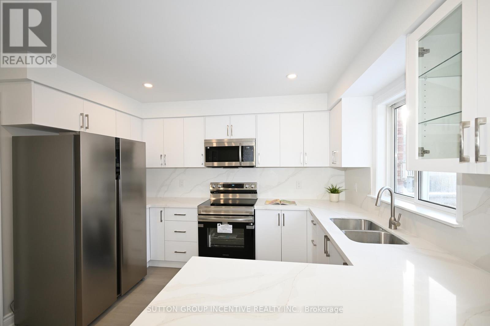 109 Esther Drive, Barrie, Ontario  L4N 0V8 - Photo 12 - S12898522