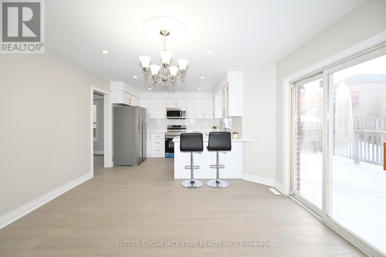 109 Esther Drive, Barrie, Ontario  L4N 0V8 - Photo 15 - S12898522