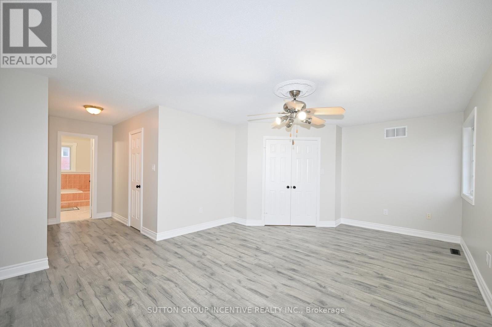 109 Esther Drive, Barrie, Ontario  L4N 0V8 - Photo 21 - S12898522