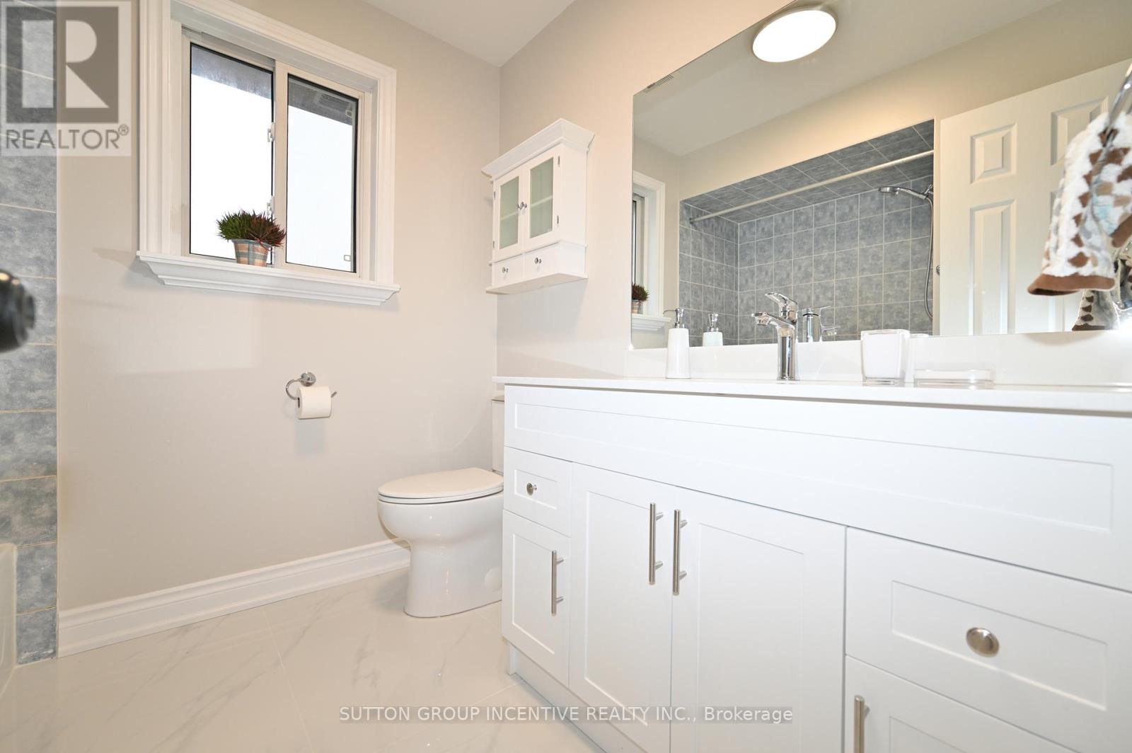 109 Esther Drive, Barrie, Ontario  L4N 0V8 - Photo 28 - S12898522