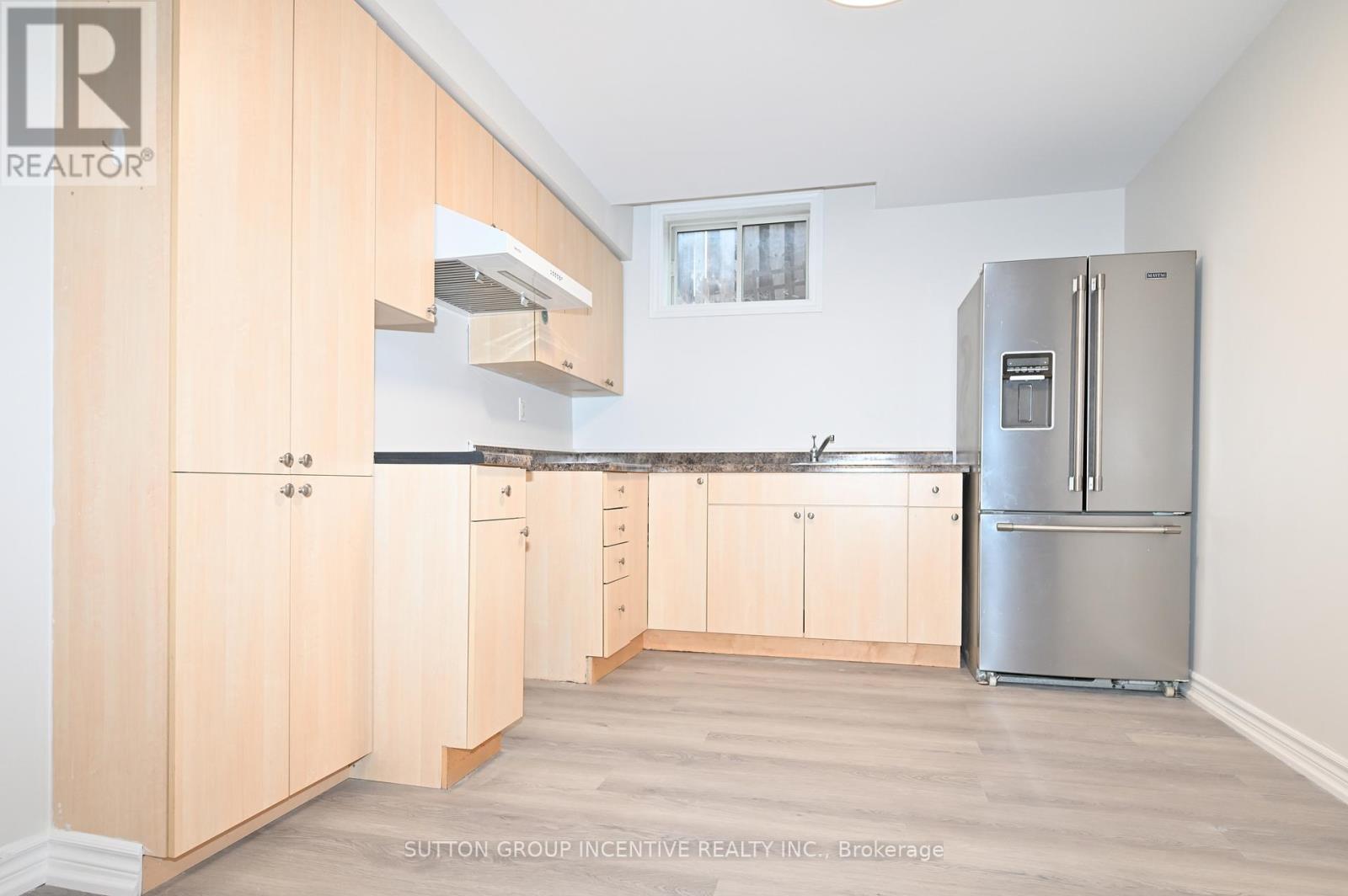 109 Esther Drive, Barrie, Ontario  L4N 0V8 - Photo 31 - S12898522